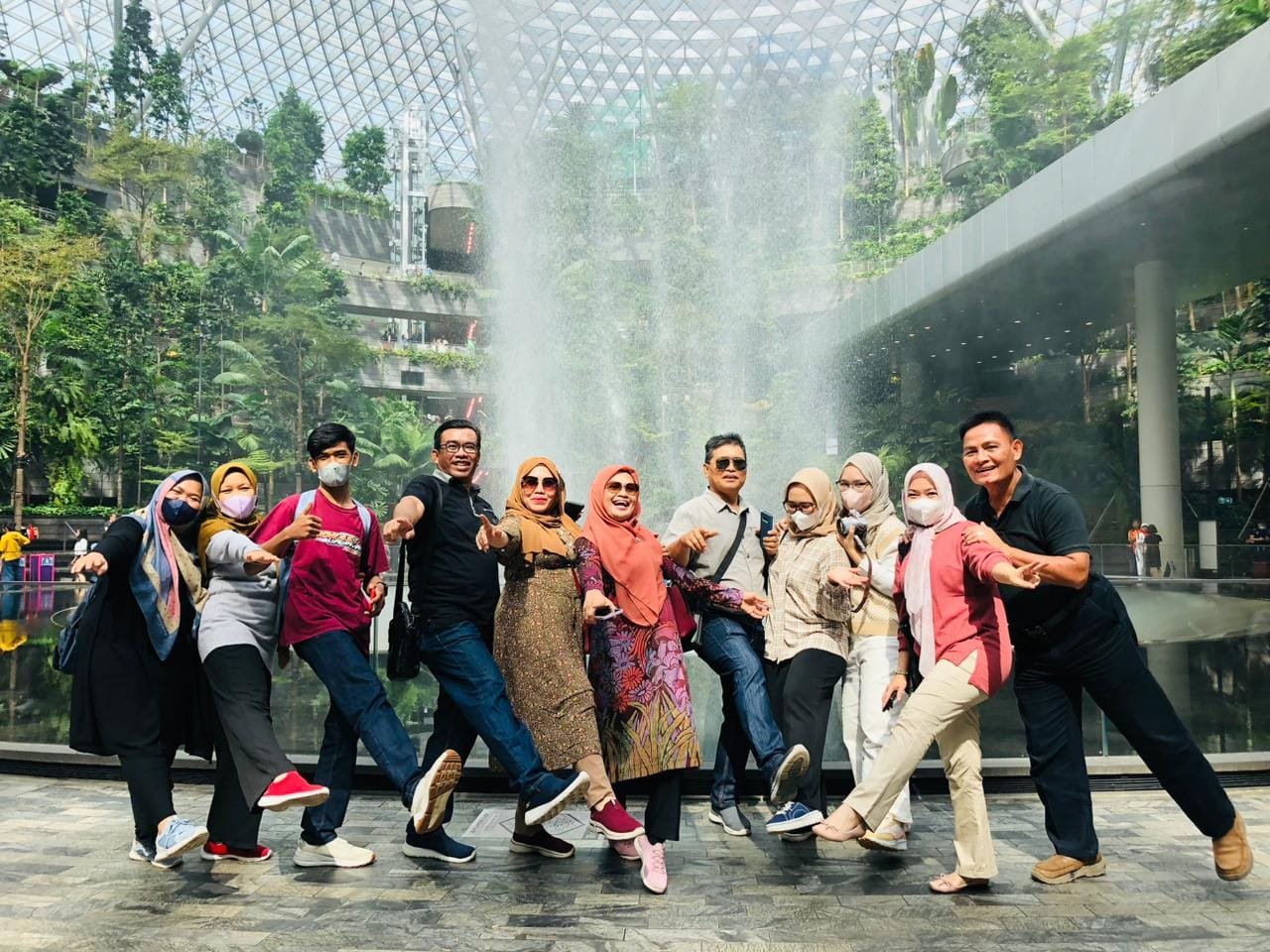 Paket Wisata Batam Singapore 3D2N Gabungan