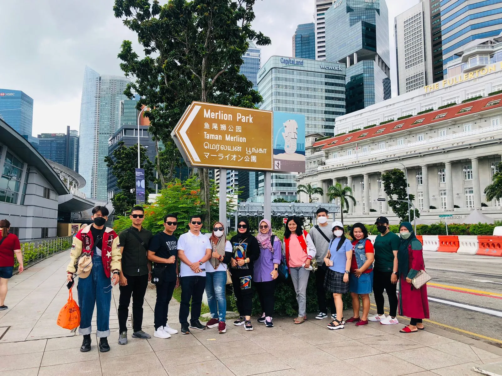 Tour Batam Singapore 3 Hari 2 Malam Gabungan Tour Batam Singapore 3 Hari 2 Malam Gabungan